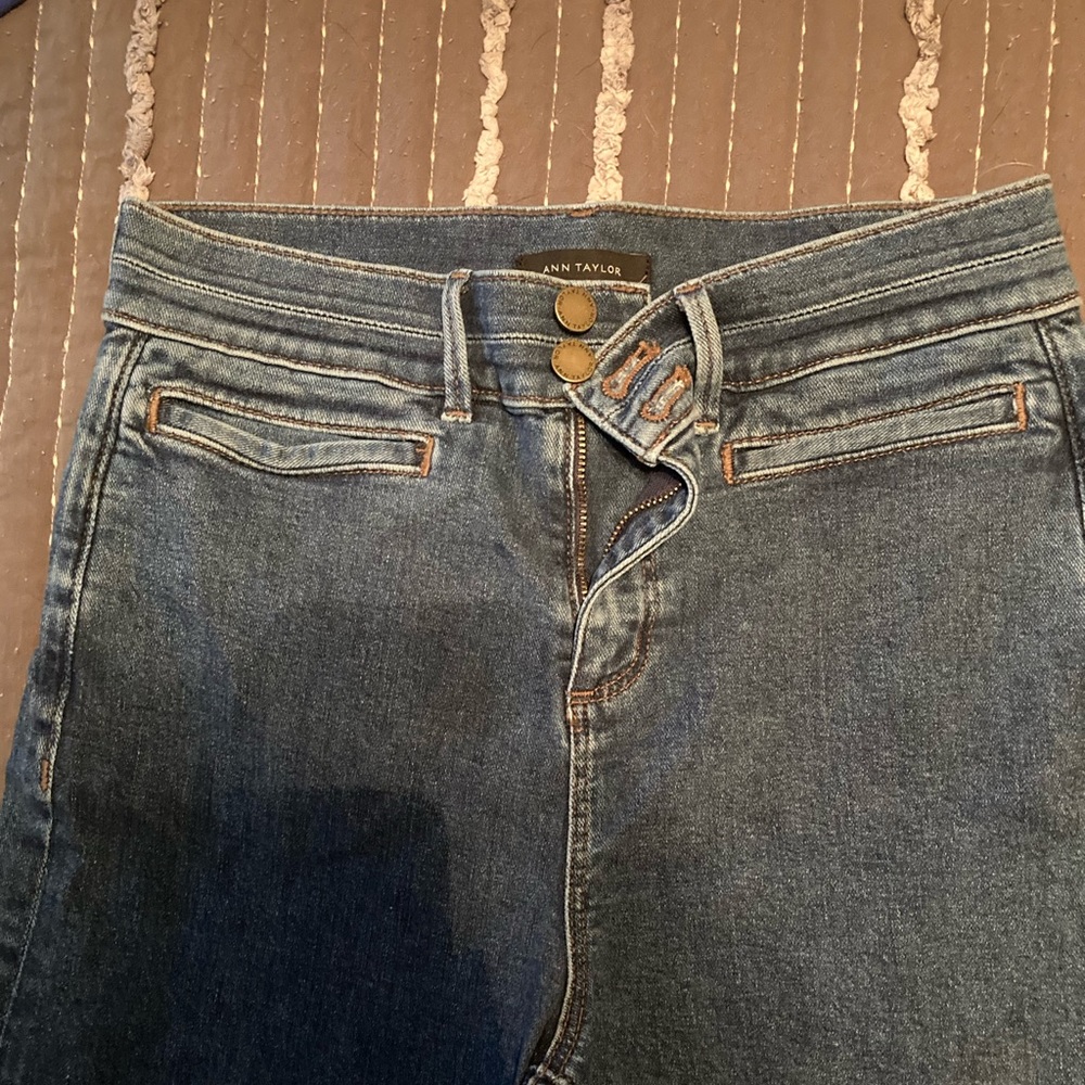 Ann Taylor high rise wide legged jeans